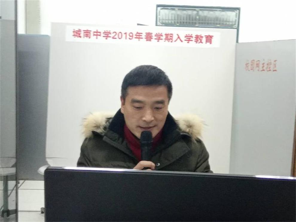 罗.jpg