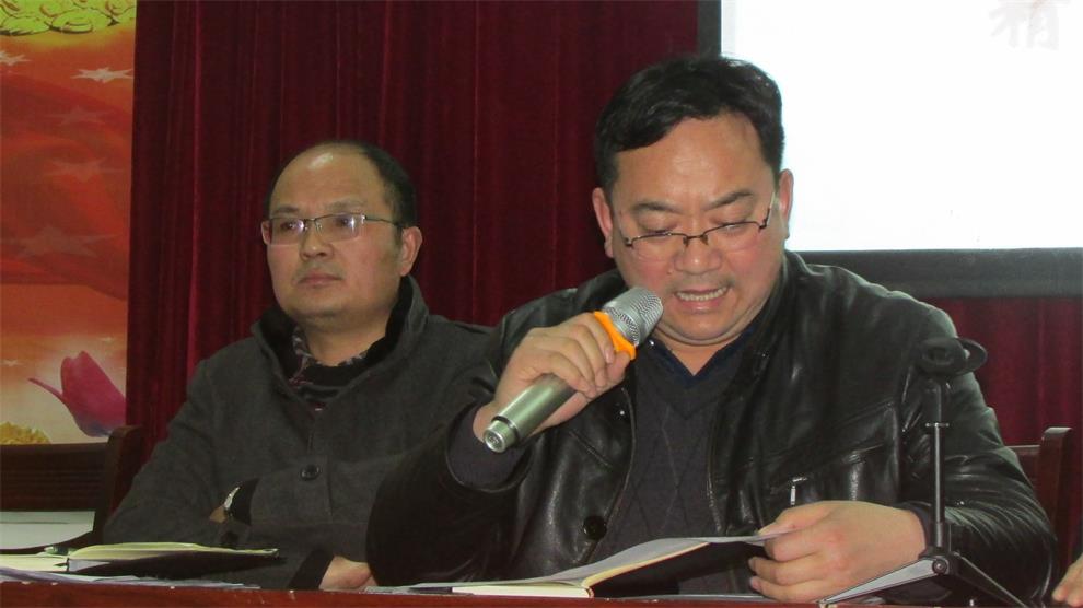刘校.JPG