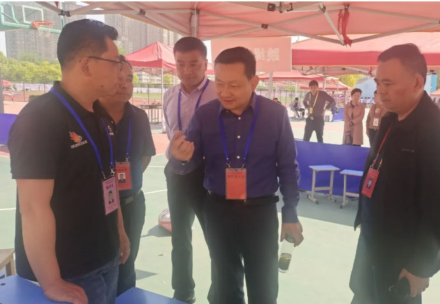 屏幕截图 2024-04-26 153059.png 屏幕截图 2024-04-26 153059.png